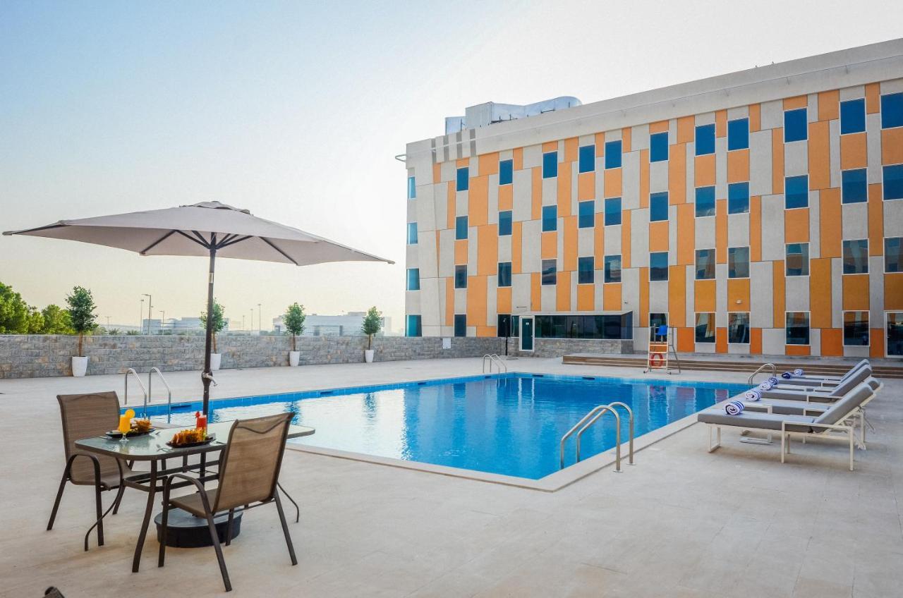 Vogo Grand Hotel Formerly Best Western Plus Hotel Dubai Academic City Exterior photo